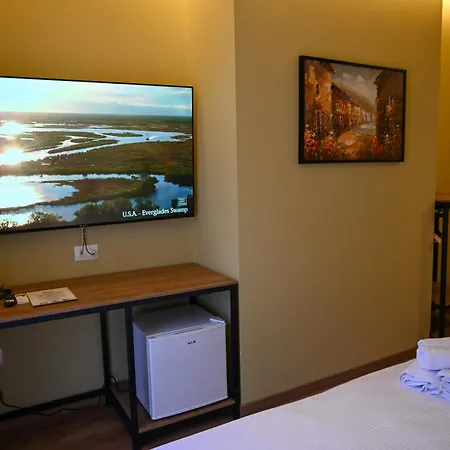 Kuta's Center Hotel *