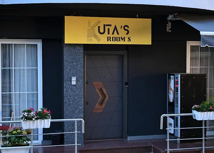 Kuta's Center *